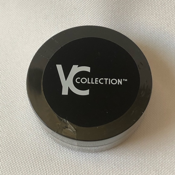 YC Collection Setting Powder - Picture 1 of 3
